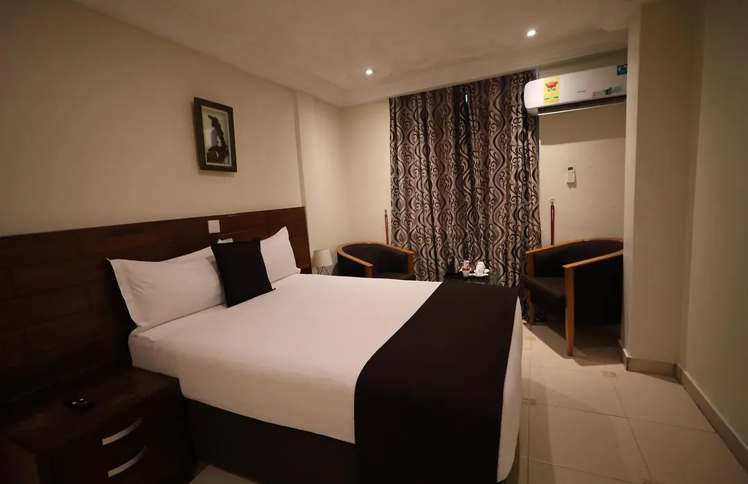 Airport West Hotel-1